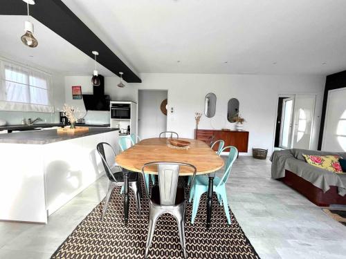 Villa La Pignotte 2 min de la plage in แวร์ดาล