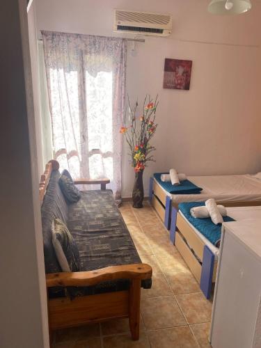 nostalgo in Skiathos