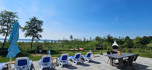 Villa Koprowo - mit direktem Seezugang, Sauna & Whirlpool