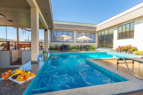 Varmt kildebad, Charmosa Casa c/ 3 suítes e Piscina com Hidro (Charmosa Casa c/ 3 suites e Piscina com Hidro) in Parque Termas de Caldas