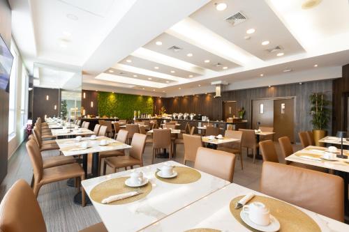 Victoria Hotel and Suites Panama - image 5