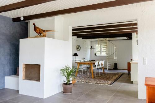 Zunanjost, Protected Nature At Thatched Gem in Ornum
