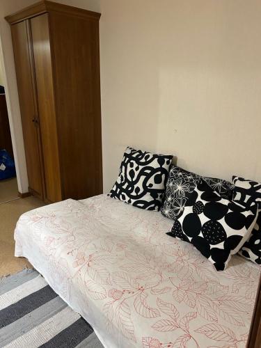 Apartment on Knyahyni Ol'hy Street, Rivne (photo 10)
