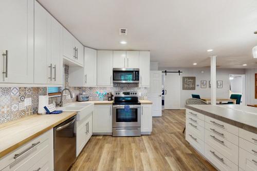 Lakeside Gem in Kingsland, USA