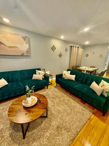 Exceptional 3BR with parking, Sleeps up to 8, Irvington (Foto 6)