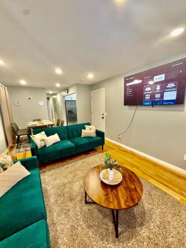 Exceptional 3BR with parking, Sleeps up to 8, Irvington (Foto 4)