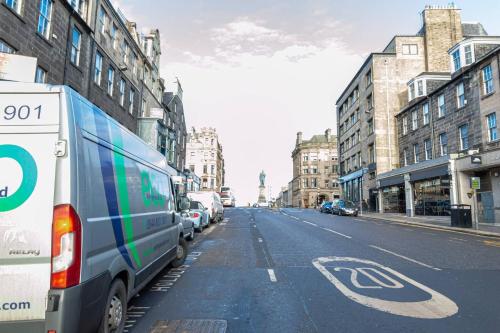 Edinburgh City Retreat - EDINBURGH CITY CENTRE 3 min walk to Edinburgh castle - image 5