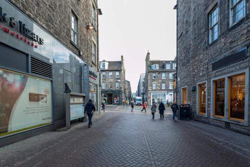 Edinburgh City Retreat - EDINBURGH CITY CENTRE 3 min walk to Edinburgh castle - main image