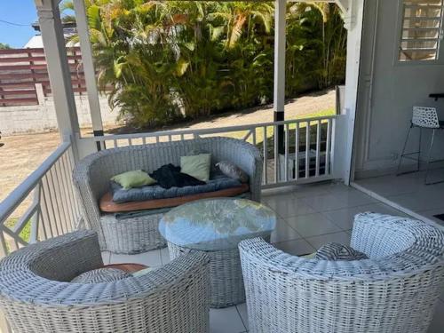 Appartement moderne à Petit-Bourg 70 m² piscine privée - image 13