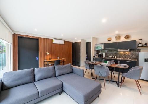 One-Bedroom Apartment with Balcony image 10