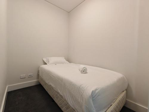 Executive Two-Bedroom Apartment in Olympic Park - main image