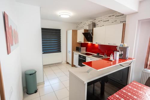 CABANA BERNER - image 12