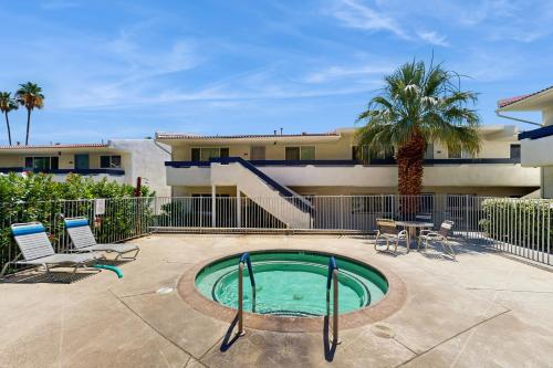Peaceful Paradise on Palm Canyon Drive Permit# 4852 in Palm Springs, USA