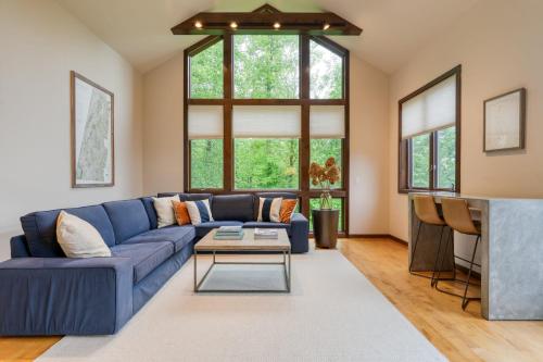 Wellspring by AvantStay Indoor Pool Views in Richmond, USA