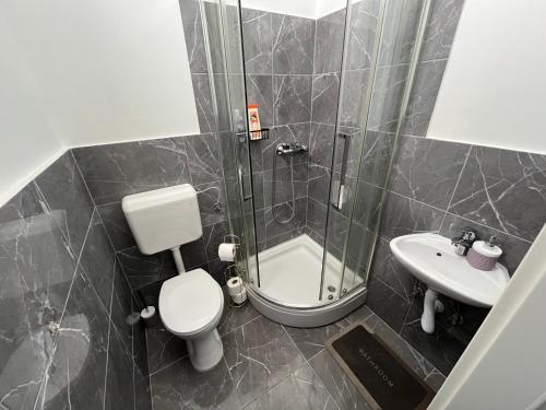 Fürdőszoba, Happy Hostel in Rijeka