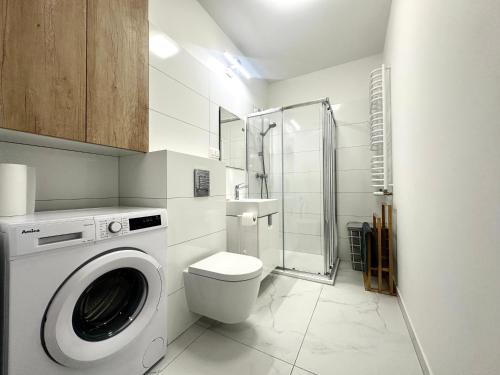 Wichrowa Apartment - Parking - Self Check-In 20h, Breslau (Foto 7)