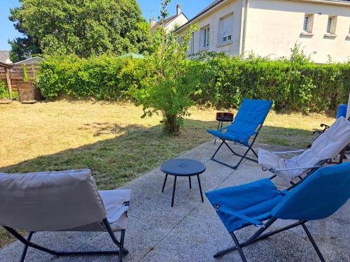 Villa ouvrière 5 chambres (Villa ouvriere 5 chambres) in 特里尼亞克