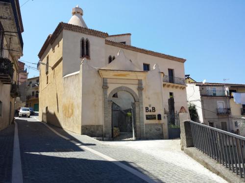 Palazzo Madeo - Residenza d'Epoca - Accommodation - Crosia