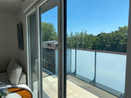 parveke/terassi, PENTHOUSE Terrasse vue Paris 7mn Montparnasse et 5mn Porte de Versailles in Issy-Les-Moulineaux