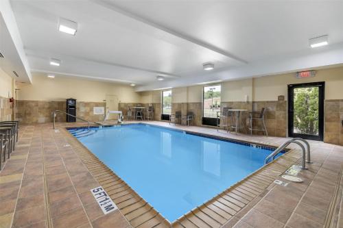Best Western Plus University Inn in Olean, USA