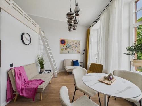 Modernist Loft Studio in Old Town, Riga (fotografie 4)