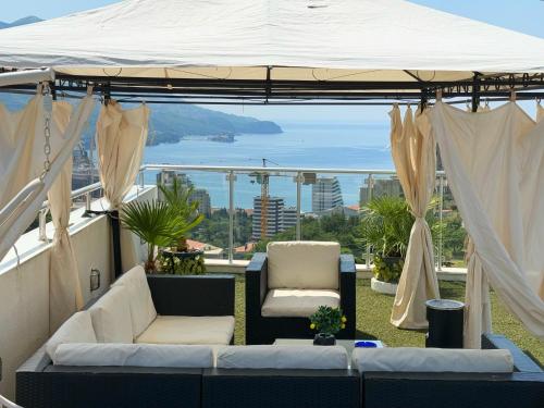 Erkély/terasz, Apartmani Avanti Becici in Boreti