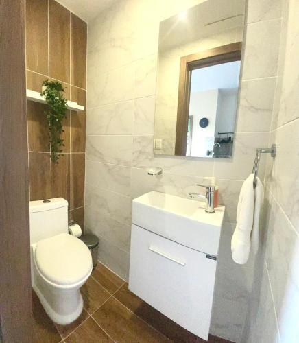 One-Bedroom Apartment image 10