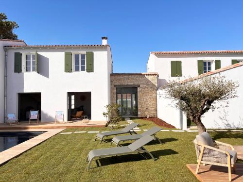 Somptueuse villa 9 chambres et sa piscine privé - 100 m de la plage