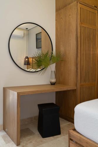 2BR in Tulum Hotel Zone - SPA Jacuzzi - FREE Beach Club Access, Tulum (foto 4)