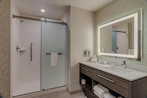 Home2 Suites by Hilton Bolingbrook Chicago - image 6