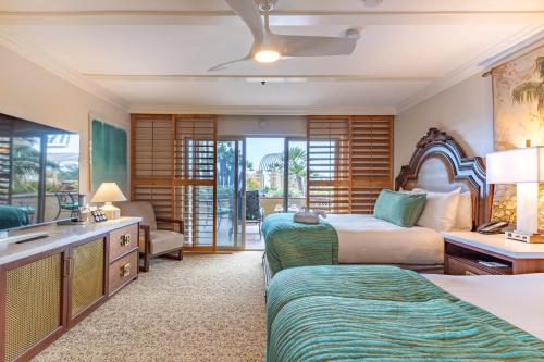 Partial Ocean View Standard Room image 8