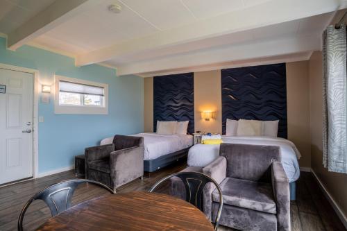 Beachfront Inn - image 4