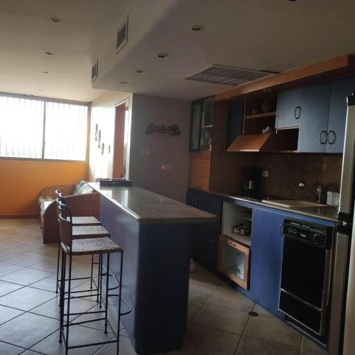 Apartmento en Residencias Mirador junto a Club Puerto Azul in Caraballeda