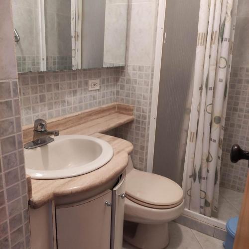 Apartmento en Residencias Mirador junto a Club Puerto Azul in Caraballeda