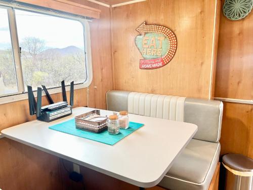 Outlaw Hideaway in 湯姆斯通