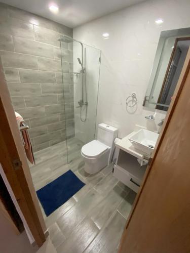 Bathroom, Cozy Tropical Getaway in Los Charamicos