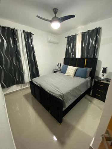 Three-Bedroom Apartment image 4