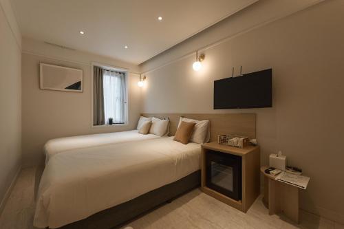 Triple Room with Bath