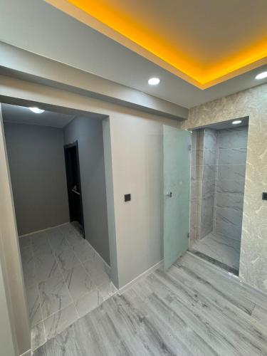 izmir cesmede daire in Ghantoot