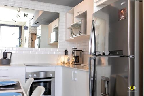 One-Bedroom Apartment image 7