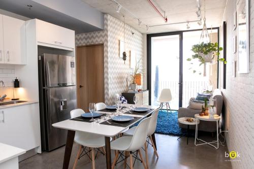 One-Bedroom Apartment image 6