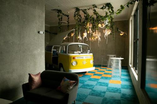 One-Bedroom Apartment image 10