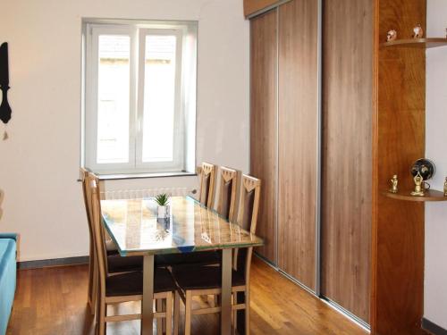 Appartement rénové 3 chambres à Luxeuil-les-Bains - FR-1-583-398 (Appartement renove 3 chambres a Luxeuil-les-Bains - FR-1-583-398) in Luxeuil-les-Bains
