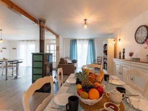 Gîte cosy et moderne avec jardin, 2 chambres - FR-1-583-429 (Gite cosy et moderne avec jardin, 2 chambres - FR-1-583-429) in Bourbevelle
