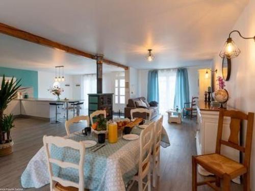 Gîte cosy et moderne avec jardin, 2 chambres - FR-1-583-429 (Gite cosy et moderne avec jardin, 2 chambres - FR-1-583-429) in Bourbevelle