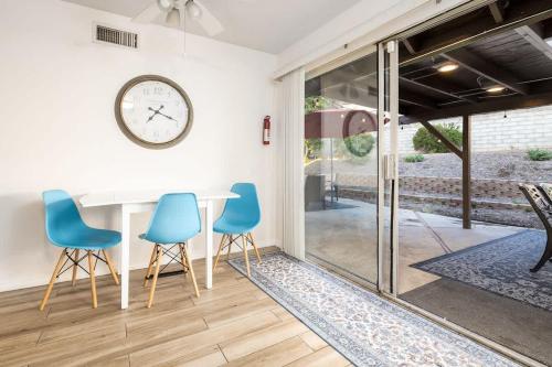 5 Bedroom Home With Firepit in Poway