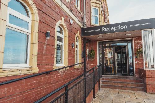 The Royal Boston Hotel - image 7