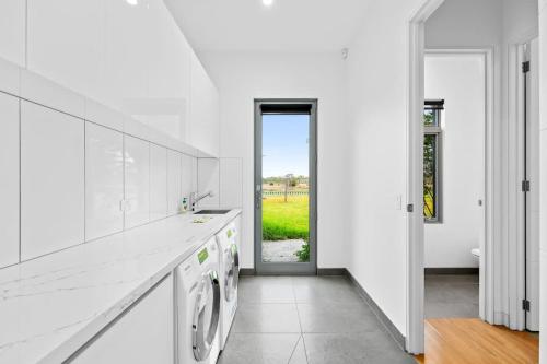 Serene Coastal Retreat in Hastings w pool in Hastings / Tyabb