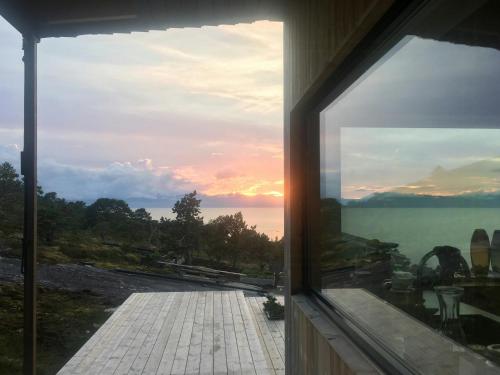 A szálláshely kívülről, Cabin In The Middle Of Nature On Hamarøy in Tysfjord