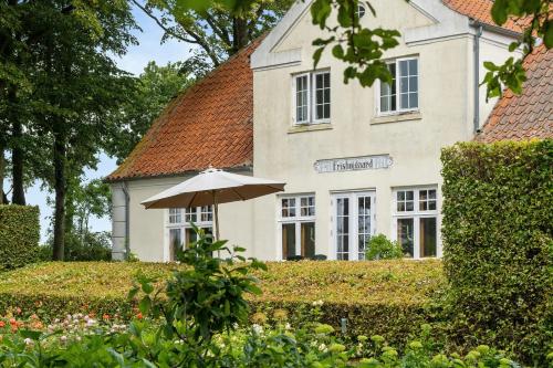 Exterior view, Find Inner Silence In The Old Grain Loft in Fejø